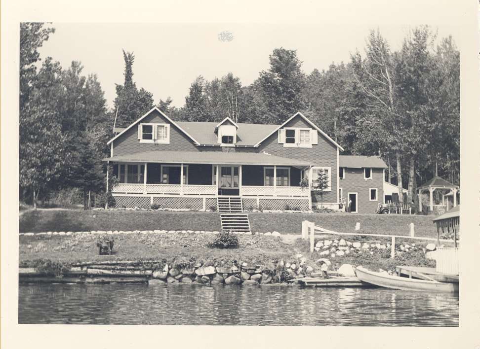 Colonnie-09-Avant J.Bissonette